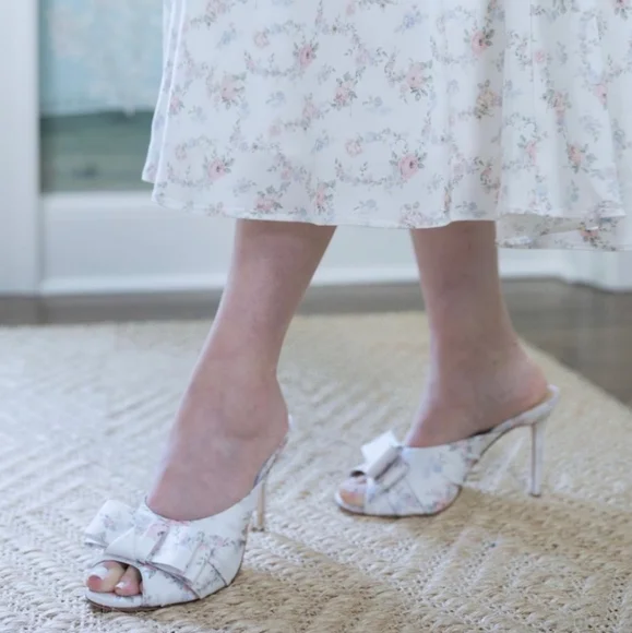 ANTONIO MELANI Floral White Heels - Picture 2 of 6